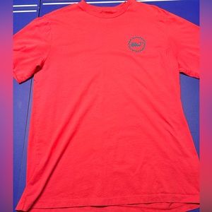 Vineyard vines tee